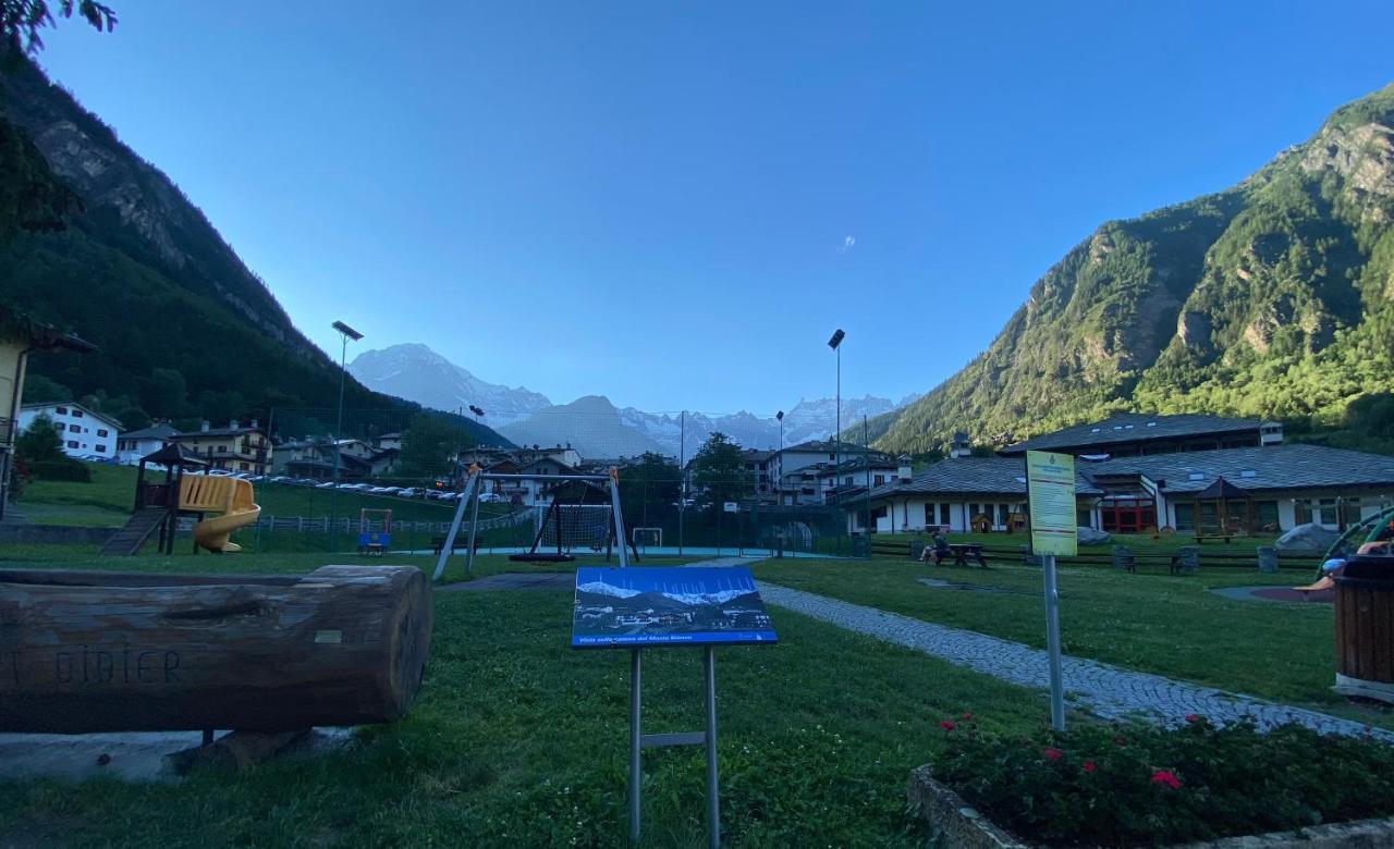 Appartamento De Montagne Berthod Pré-Saint-Didier Exterior foto